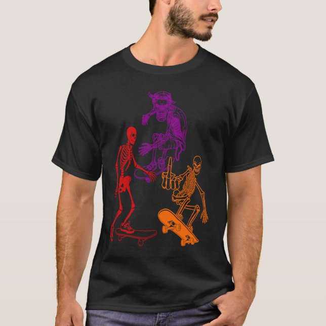 Camiseta Three Skeletons Skateboarding Halloween Skateboard (Anverso)