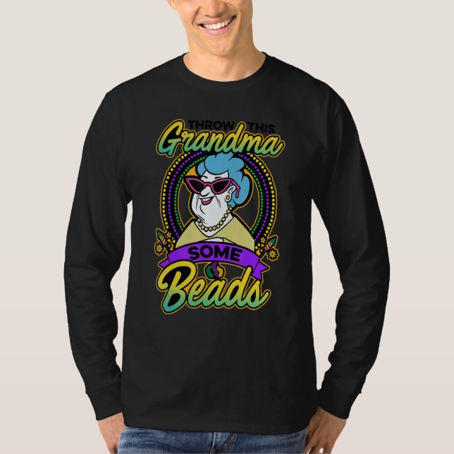 Camiseta Throw This Grandma Some Beads Beadwork Hand Stitch (Anverso)