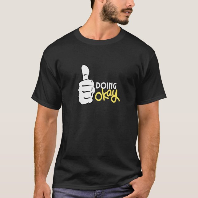 Camiseta Thumbs Up Doing Okay Graphic (Anverso)