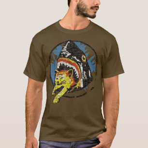Camiseta Tiburón comiendo un gato