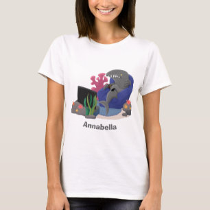 Camiseta Tiburón divertido viendo caricaturas en la TV