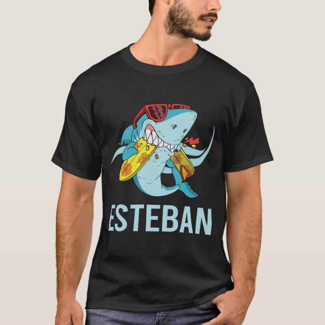 Camiseta Tiburón gracioso - Nombre esteban (Anverso)