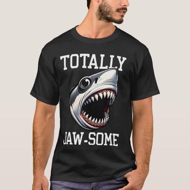 Camiseta Tiburón Guay totalmente macabro-algo de tiburón gr (Anverso)
