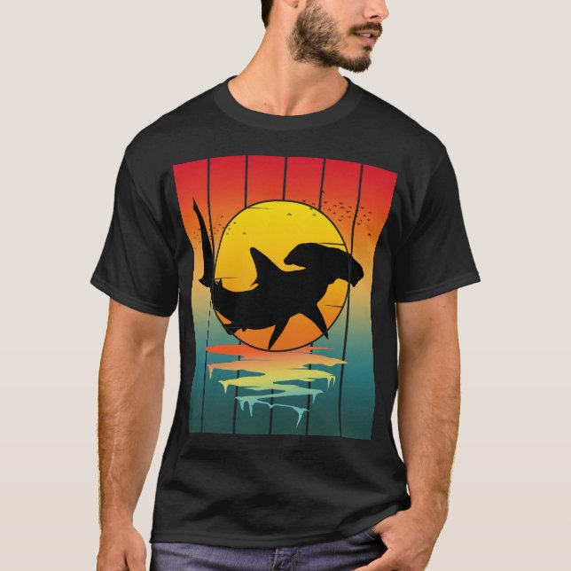 Camiseta Tiburón martillo Vintage Atardecer  (Anverso)