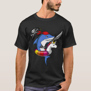 Camiseta Tiburón Pirata Montando Flotador de Unicornio