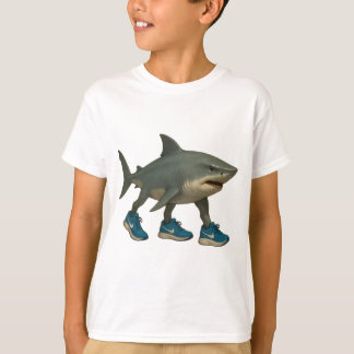 Camiseta Tiburón Tralalero Tralala en zapatillas