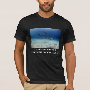Camiseta Tiburones que nadan