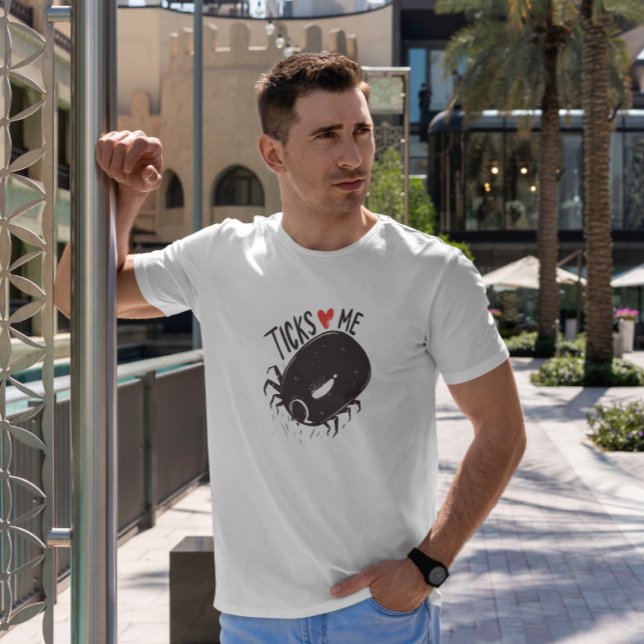 Camiseta Ticks Me Ama (Subido por el creador)