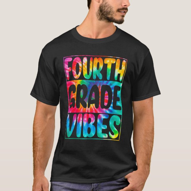 Camiseta Tie Dye Cuarto Grado Vibes de 4º Grado Maestra (Anverso)