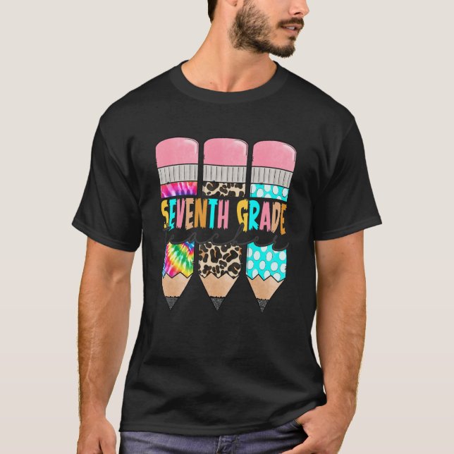 Camiseta Tie Dye Séptimo Grado Profesor Leopard Pencil Back (Anverso)
