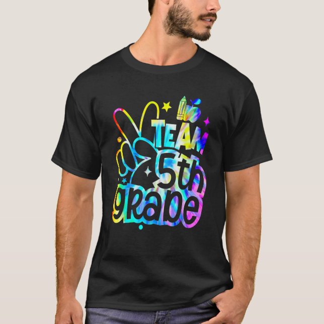 Camiseta Tie Dye Team Fifth 5th Grade Teacher Student Back  (Anverso)