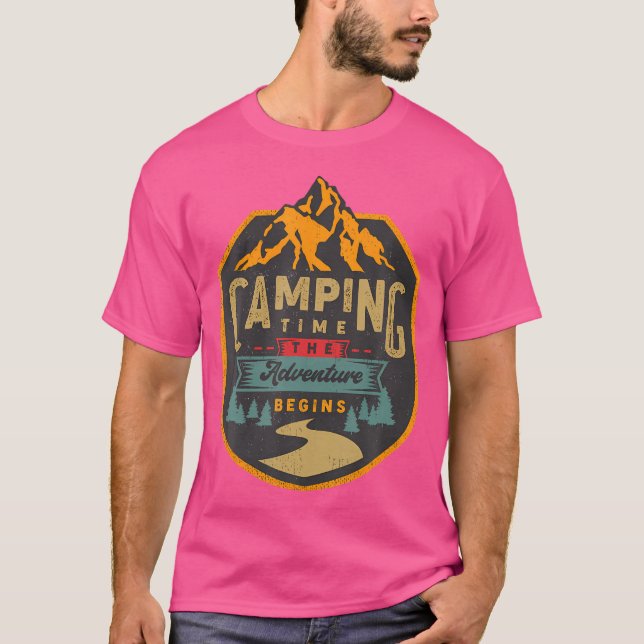 Camiseta Tiempo De Camping La Aventura Empieza Camper (Anverso)