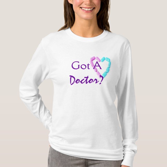 Camiseta Tiene Un Médica En Blanco (Anverso)