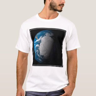 Camiseta Tierra Fuerte Que Muestra Nubes Simuladas Sobre La