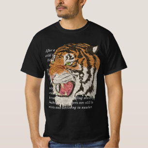 Camiseta Tigre africano se enfrenta a hombres de texto blan
