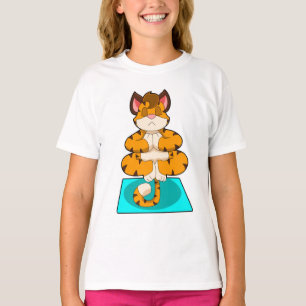 Camiseta Tigre al yoga en alfombra de yoga