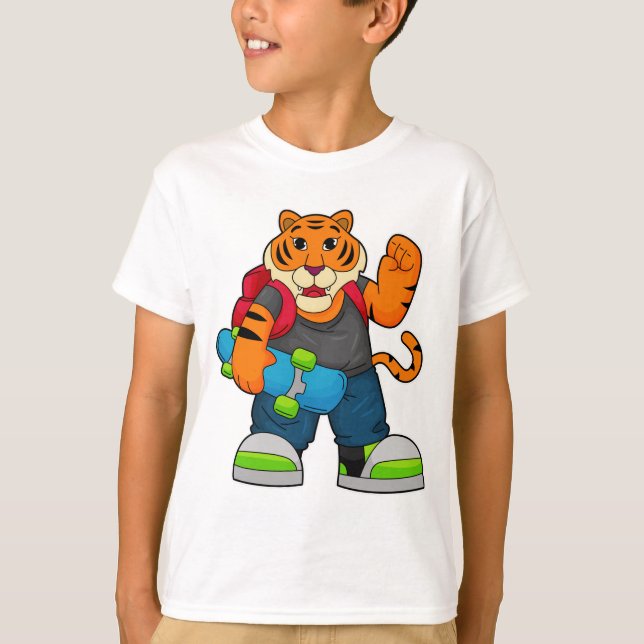 Camiseta Tigre como patinador con patineta (Anverso)