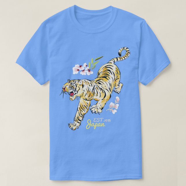 Camiseta Tigre japonés vintage - Arte de tatuaje de flores  (Diseño del anverso)