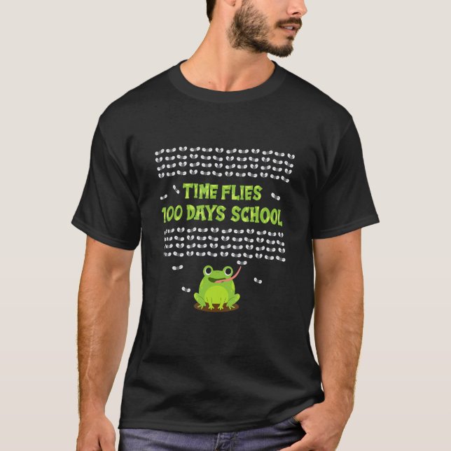 Camiseta Time Flies 100 Days Frog Teacher Outfits 100th Day (Anverso)