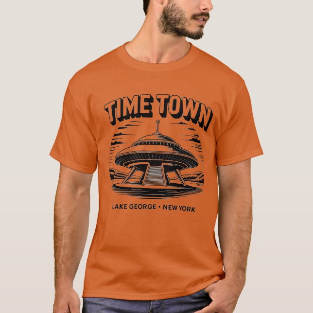 Camiseta Time Town Lake George, NY Retro 80 (Anverso)