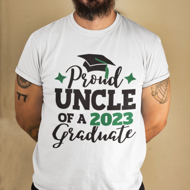 Camiseta Tío orgulloso graduado de 2022 tassel verde negro (Subido por el creador)