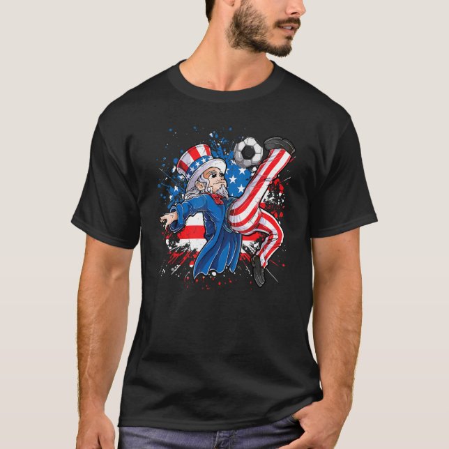 Camiseta Tío Sam Juega A Fútbol Bandera Estadounidense Feli (Anverso)