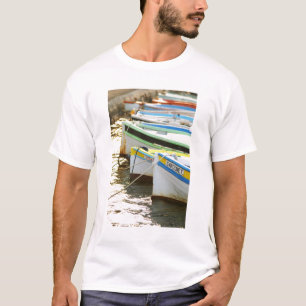Camiseta Típicos barcos de pesca provenzales pintados en