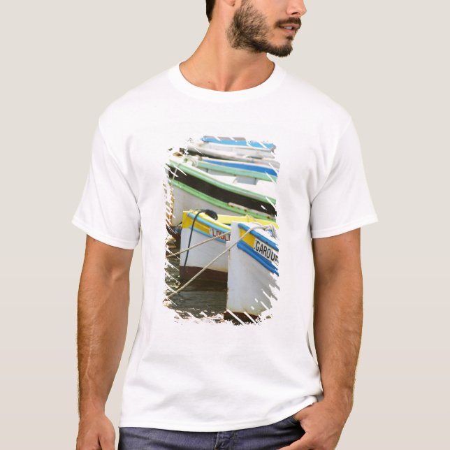 Camiseta Típicos barcos de pesca provenzales pintados en (Anverso)