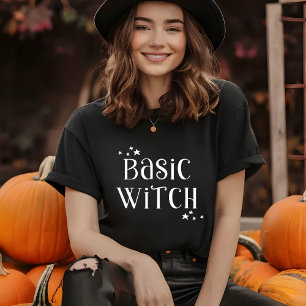 Camiseta Tipografía básica de bruja, blanco y negro