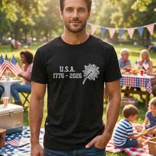 Camiseta Tipografía Blanca Mínima Fuegos Artificiales 1776-
