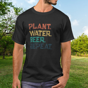 Camiseta Tipografía Colorida Plantar Agua Cerveza Repetir