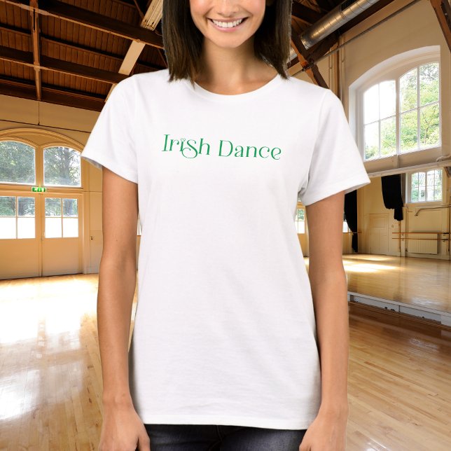 Camiseta Tipografía de danza irlandesa de moda en verde (Subido por el creador)