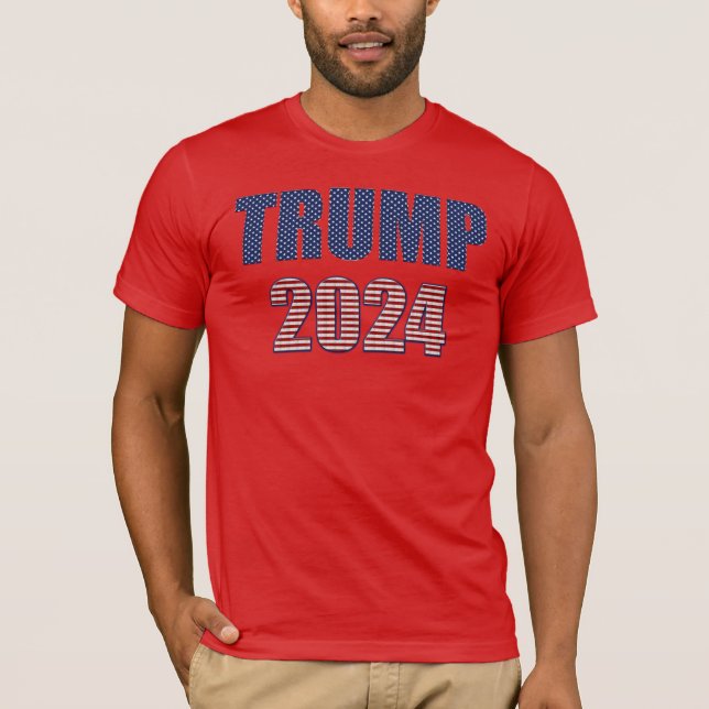 Camiseta Tipografía de Estrellas y Rayas Trump 2024 (Anverso)
