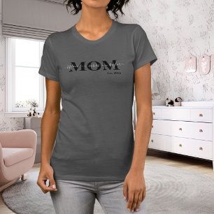 Camiseta Tipografía de familia negra año nombres de niños m