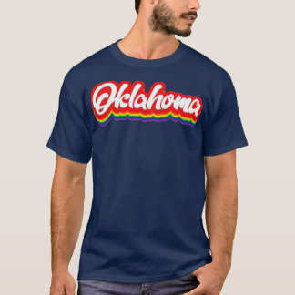 Camiseta Tipografía del arcoiris de Oklahoma