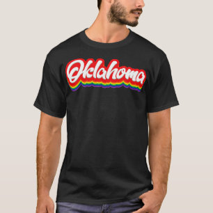 Camiseta Tipografía del arcoiris de Oklahoma