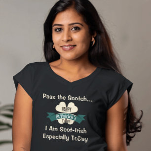 Camiseta Tipografía del Día del Santo Patrón