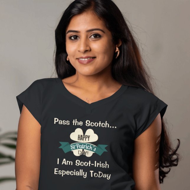 Camiseta Tipografía del Día del Santo Patrón (Subido por el creador)