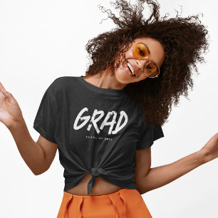 Camiseta Tipografía Grunge Moderna GRAD Clase de 2026