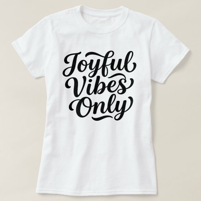 Camiseta Tipografía Joyful Vibes (Diseño del anverso)