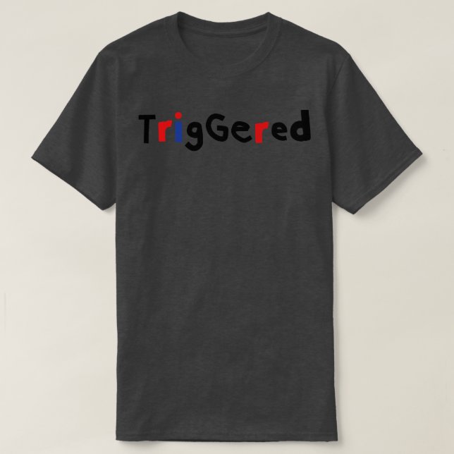 Camiseta Tipografía mínima desencadenada (Diseño del anverso)