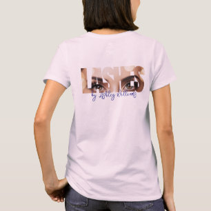 Camiseta Tipografía moderna "LASHES by" artista de latigazo