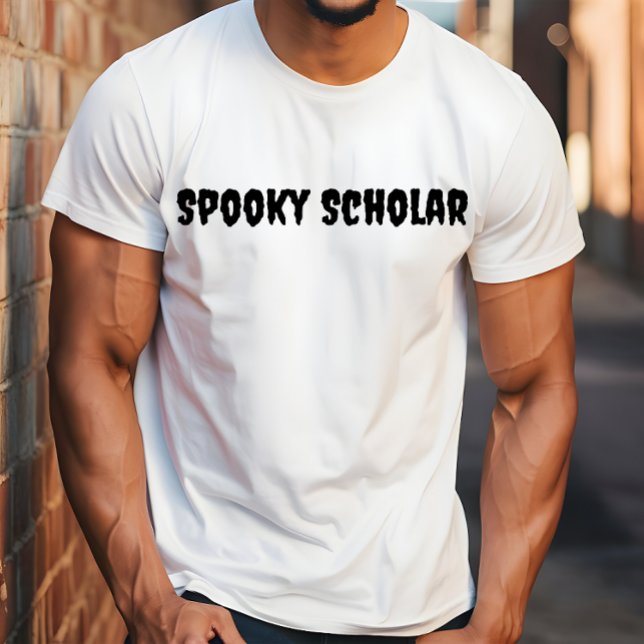 Camiseta Tipografía negra espeluznante (Subido por el creador)