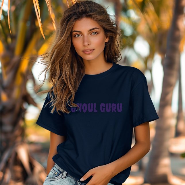 Camiseta Tipografía púrpura de Ghoul Guru (Subido por el creador)