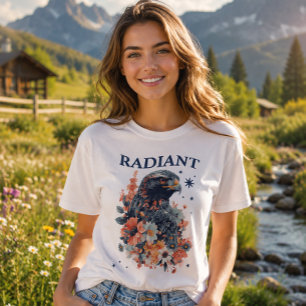 Camiseta Tipografía Radiante del Halcón Floral