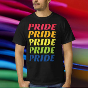 Camiseta Tipografía Repetida con Orgullo