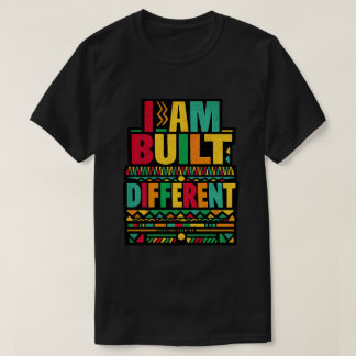 Camiseta Tipografía Retro 'Estoy Construido Diferente'