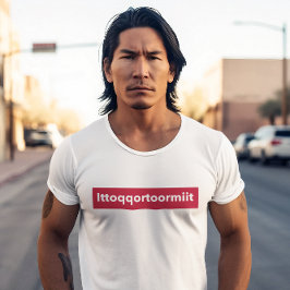 Camiseta Tipografía Roja de Groenlandia Ittoqortoormita