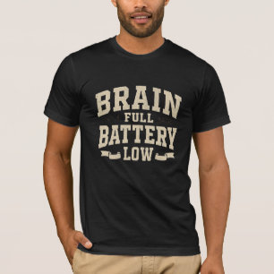 Camiseta Tipografía Vintage Batería Llena Cerebro Bajo