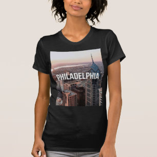 Camiseta Tipografía Vista Aérea del Horizonte de Filadelfia